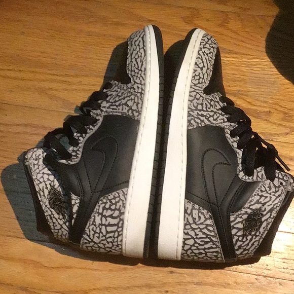 Air Jordan 1👠🌺💝 - Picture 5 of 11